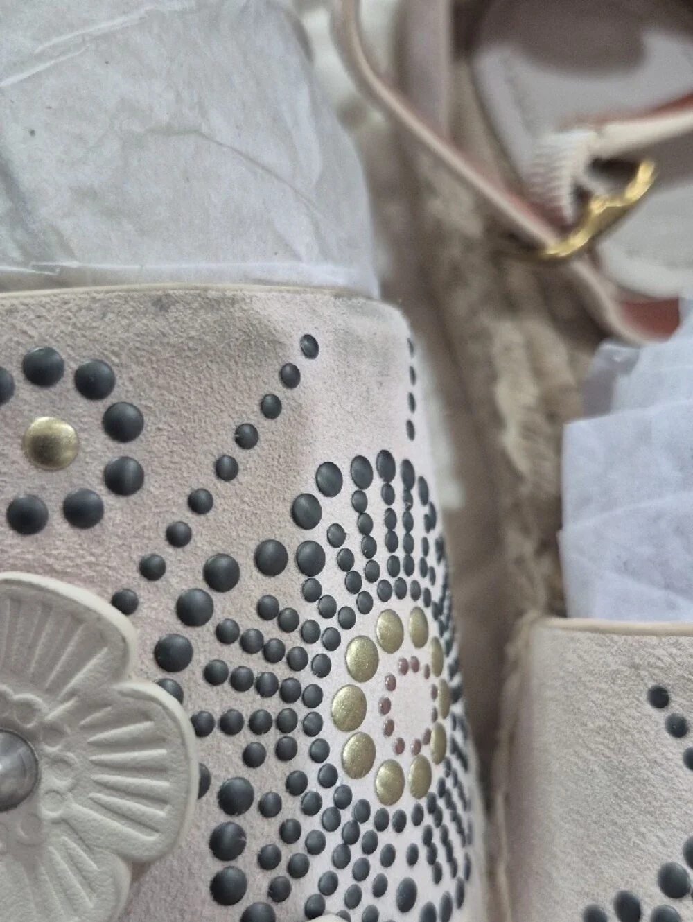 COACH Blush Floral Studded Espadrille Sandals Size 6B